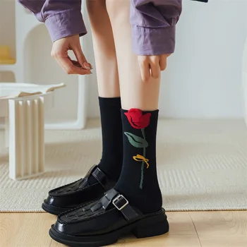 Čarape Ženske Jesenje i zimske Čarape srednje dužine u japanskom stilu, Prozračna Modne Čarape s cvjetnim Uzorkom